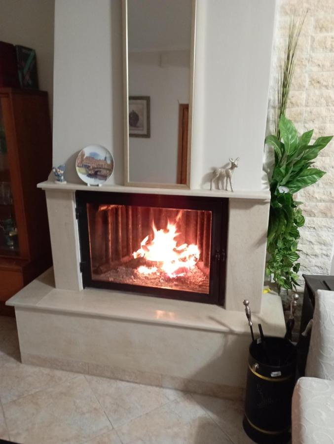 Райский Уголок Nea Moudania Bagian luar foto